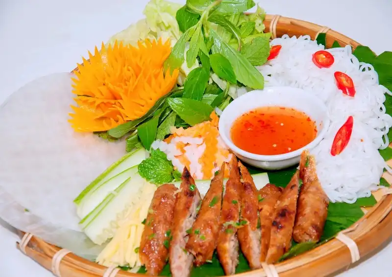 wanderlusttips-nem-mon-ngon-am-thuc-viet-2