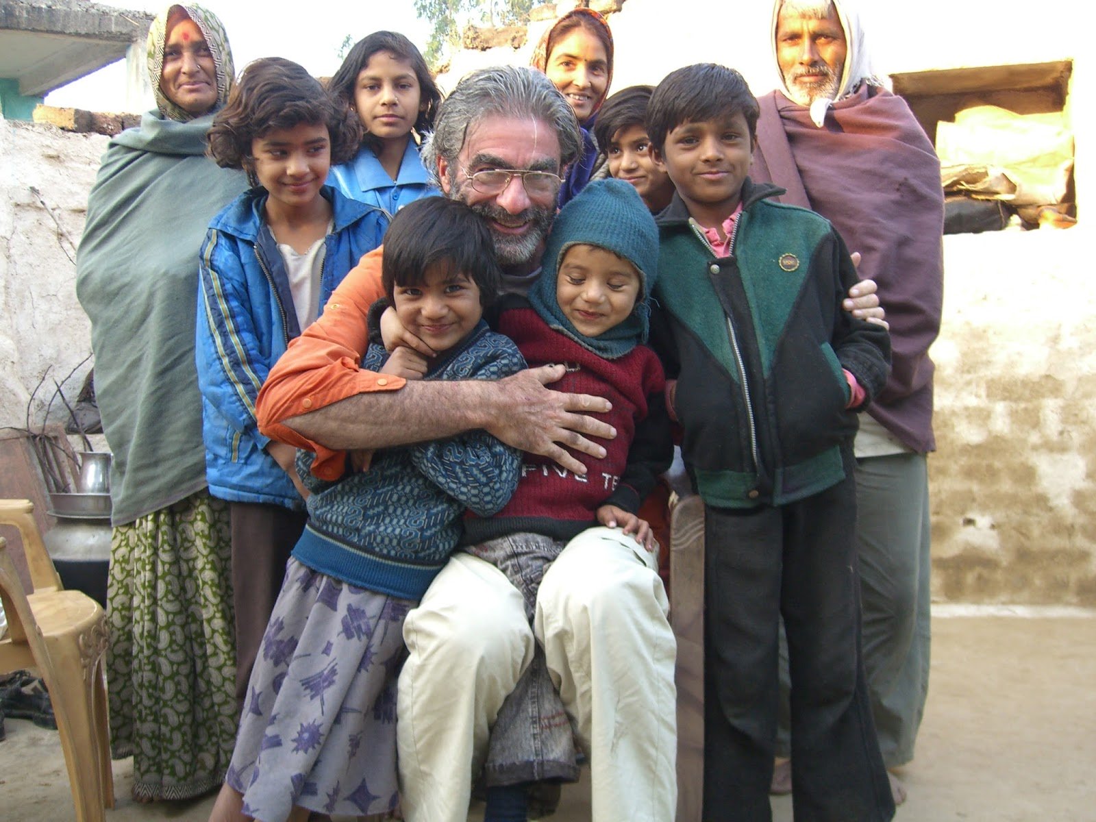 Người đàn ông cuốc bộ qua 6 lục địa trong 11 năm