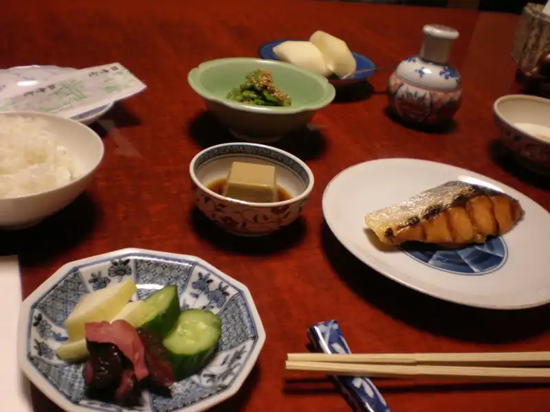 wanderlusttips-8-bi-kip-tranh-phien-toai-du-lich