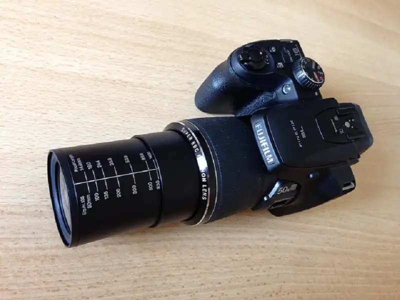 5 máy ảnh "bé mà khủng" dành cho dân phượt 9 5_may_anh_sieu_zoom_cho_dan_phuot_6-640x480