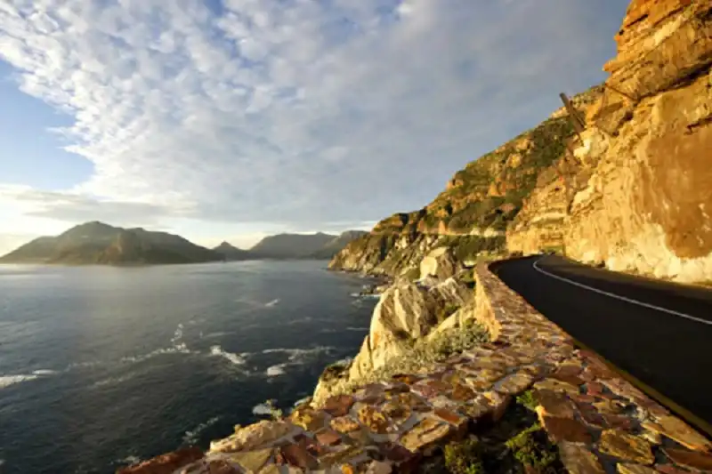 wanderlusttips-13-cung-duong-me-hoac-du-khach-ngay-tu-cai-nhin-dau-tien-8