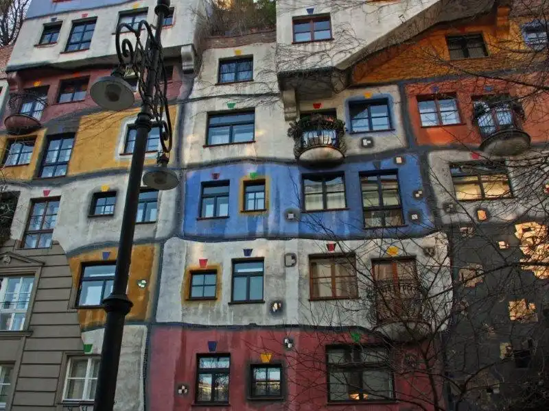 wanderlusttips-15-thanh-pho-phai-den-mot-lan-trong-doi-3