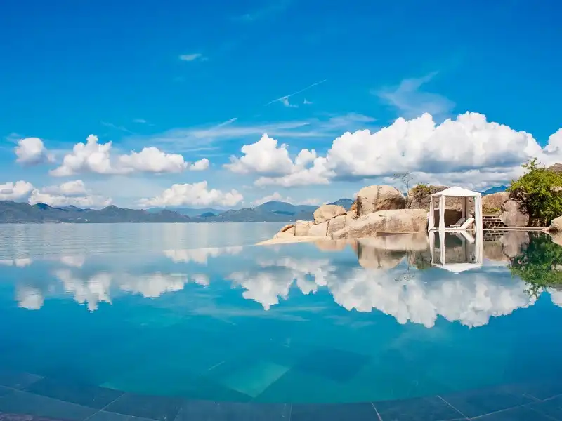 wanderlusttips-5-thien-duong-trang-mat-3