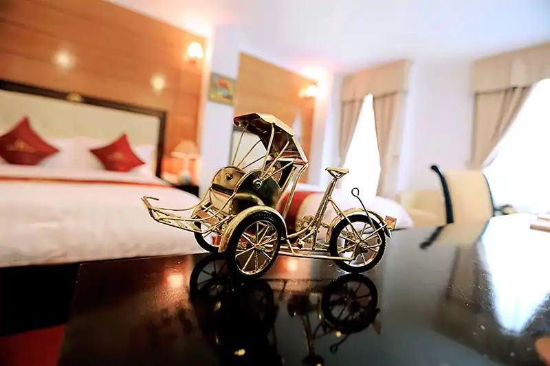 wanderlusttips-golden-cyclo-ha-noi-2