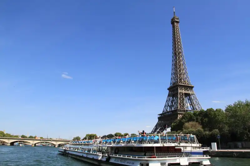 Kinh nghiệm du lịch Pháp 5 wanderlusttips-kinh-nghiem-du-lich-phap