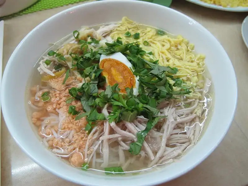 wanderlusttips-nhung-quan-ngon-co-tuoi-doi-vai-thap-ky-o-ha-thanh-3