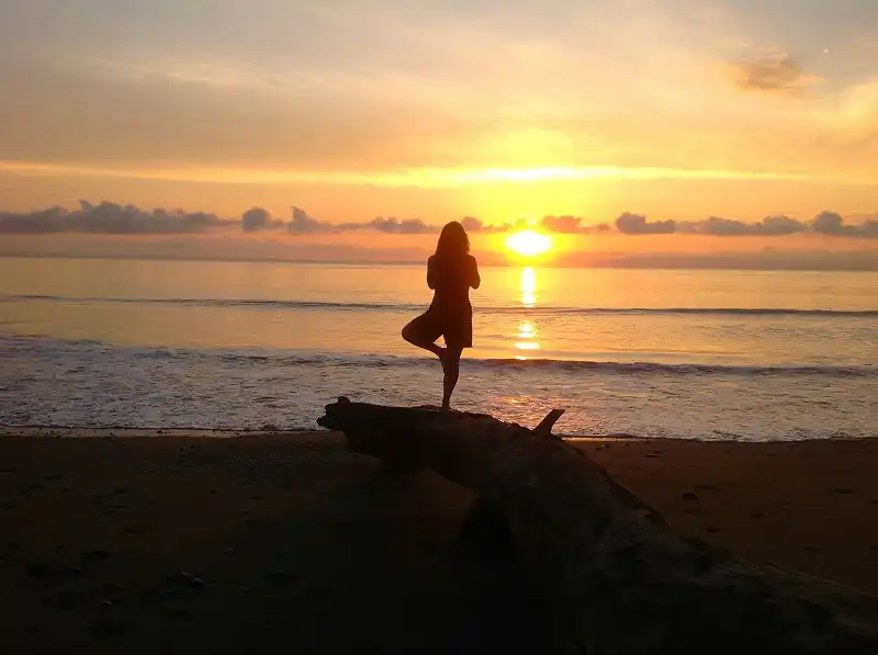 wanderlusttips-yoga-ket-hop-nghi-duong-4