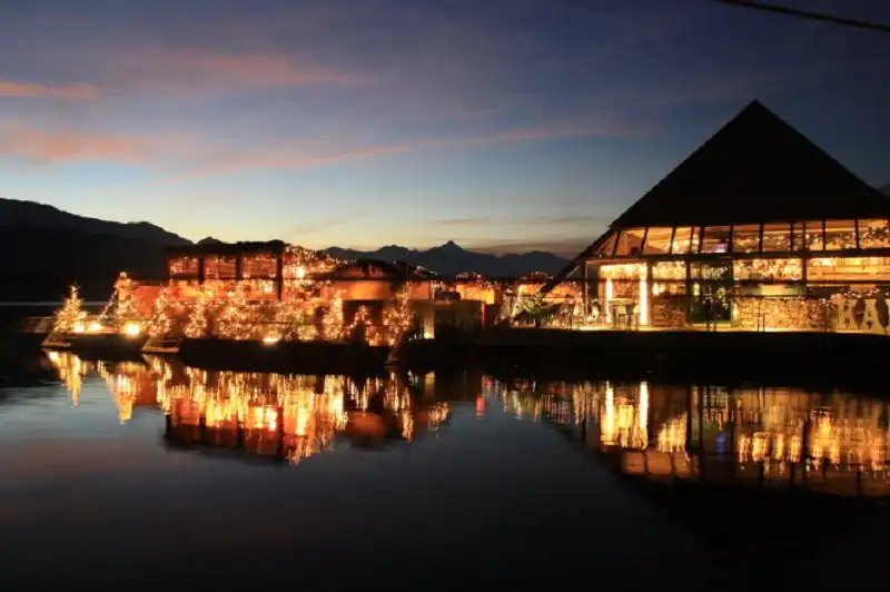 wanderlusttips-8-khu-cho-giang-sinh-noi-tieng-chau-au-2