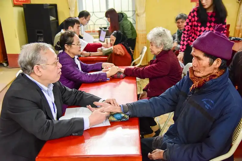 Chương trình khám bệnh và phát thuốc miễn phí tại xã Ngọc Thanh 6 HVG_7340