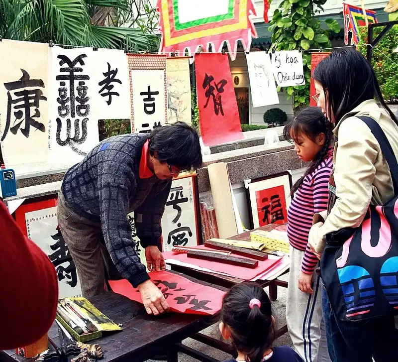 Metropole-Tet-market