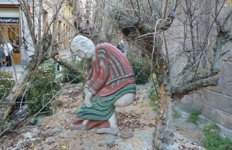 waderlusttips-rung-minh-nhung-tap-tuc-giang-sinh-dang-so-1