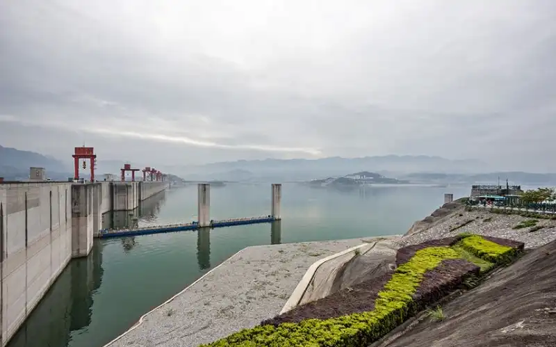 wanderlusttips-20-ky-quan-dang-kham-phuc-the-gioi