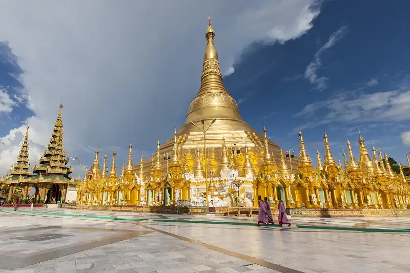 wanderlusttips-4-diem-du-lich-tam-linh-o-chau-a-xuan-2016-1