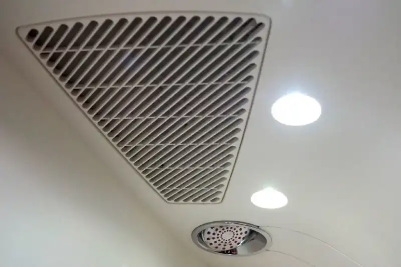 Căn hộ tiện nghi bên trong máy bay Airbus A380 10 wanderlusttips-can-ho-tien-nghi-tren-khoang-hang-sang-may-bay-5