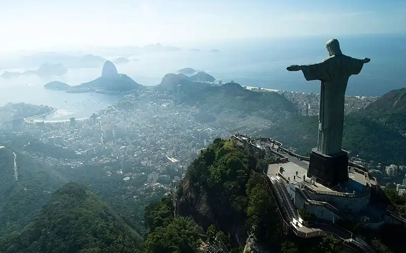 wanderlusttips-chiem-nguong-20-ky-quan-dang-kham-phuc-cua-the-gioi-hien-dai-4