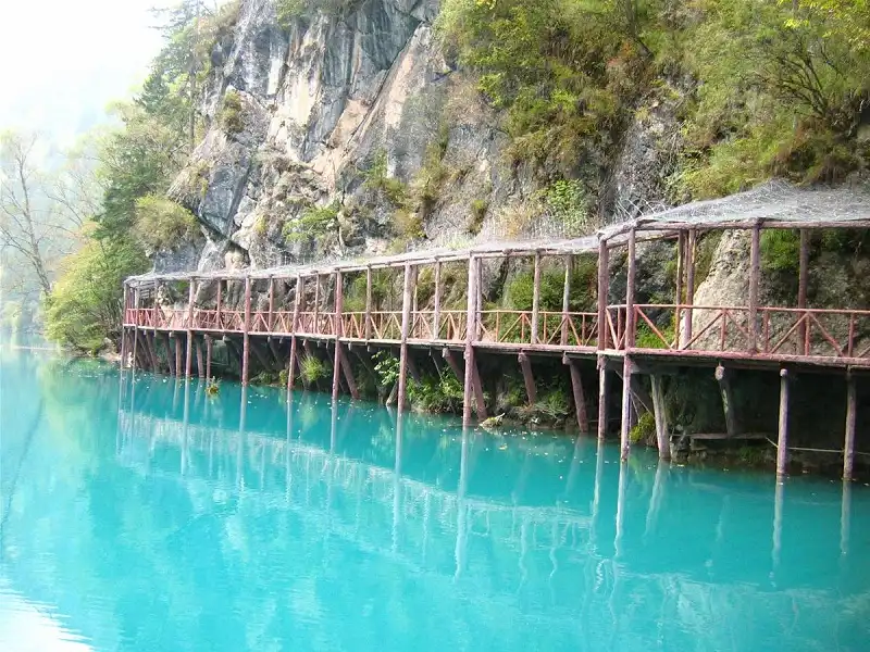 wanderlusttips-cuu-trai-cau-2