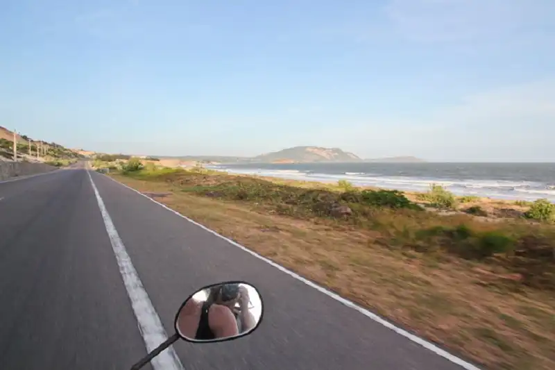 wanderlusttips-den-phan-thiet-ghe-tham-ho-bau-trang-7