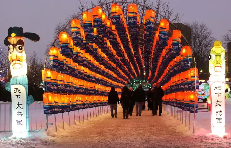 wanderlusttips-le-hoi-han-quoc-5