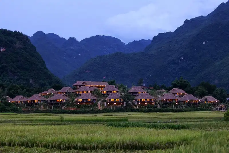 Mảnh đất Mai Châu hút du khách mùa Giáng sinh và năm mới 6 wanderlusttips-manh-dat-mai-cau-hut-khach-mua-giang-sinh-nam-moi-1 - Copy
