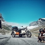 wanderlusttips mot gia dinh di vong quanh chau au bang xe sidecar