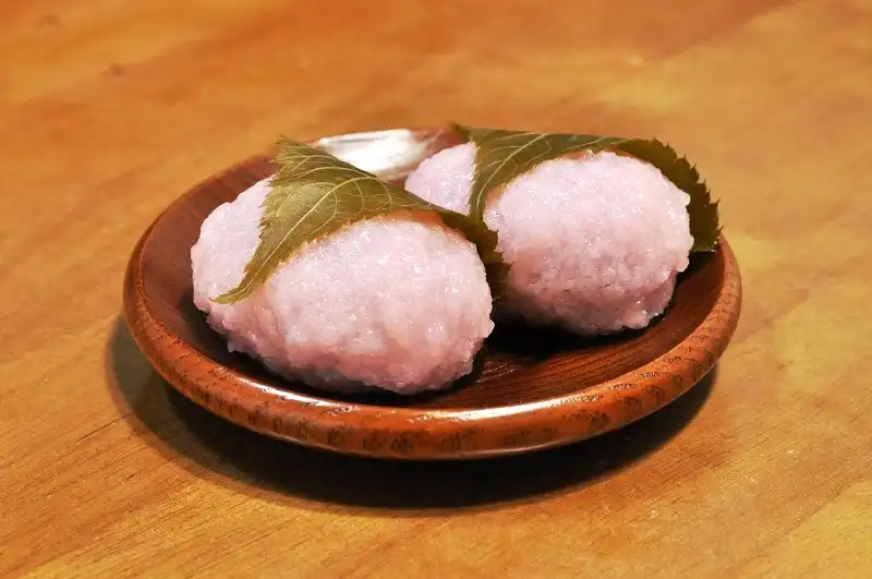 Sakura-mochi_001
