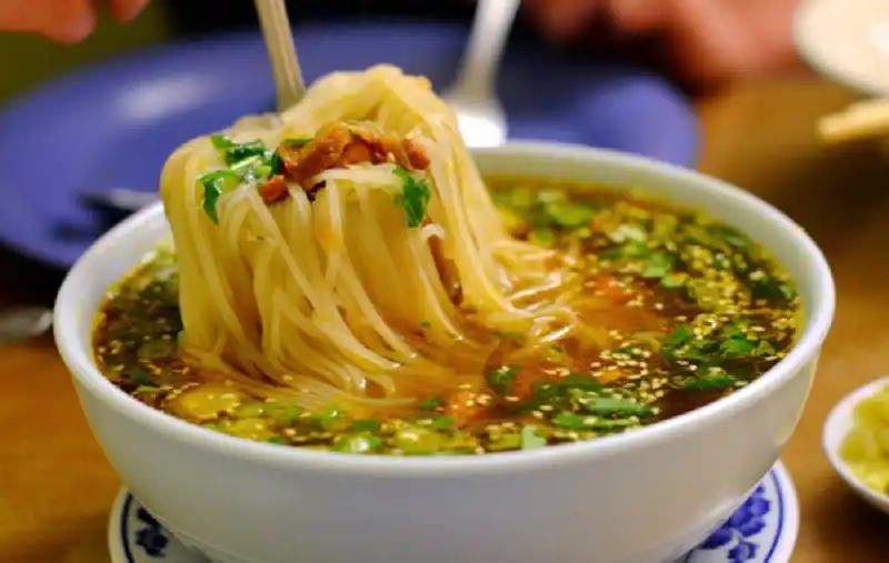 Những món ăn độc đáo ở Myanmar 9 Myanmar-5-2250-1451871204