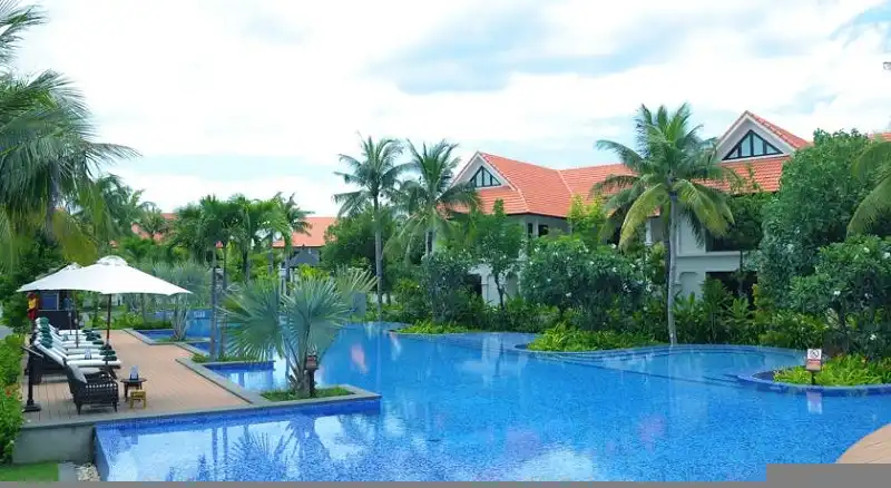 furama-wanderlusttips1