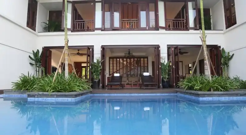 golden-lotus-wanderlusttips1