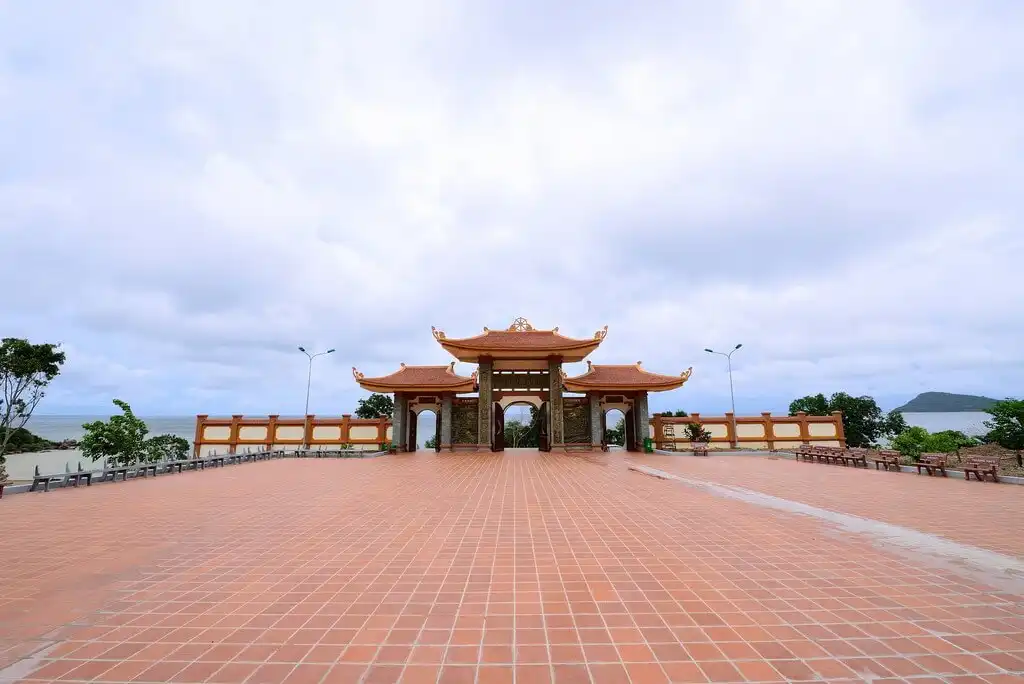 Du xuân hành hương ba miền Bắc - Trung - Nam 9 hanh-huong-ba-mien-bac-trung-nam-wanderlusttips4