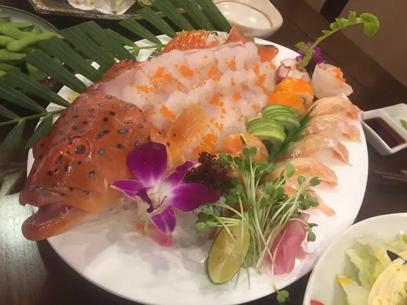 Tiệc Tất niên ấm áp với ẩm thực Nhật 7 Món ăn Sashimi KB cá mú đỏ