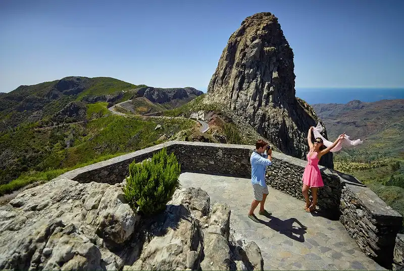 wanderlusttips-10-ky-nghi-di-bo-ky-tuong-2016-5