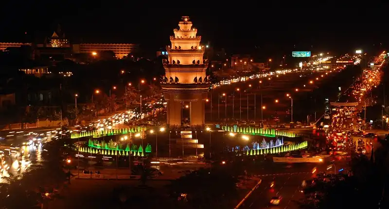 5 tour tàu thủy hấp dẫn ở Đông Nam Á 6 wanderlusttips-5-tour-duong-thuy-o-dong-nam-a-1