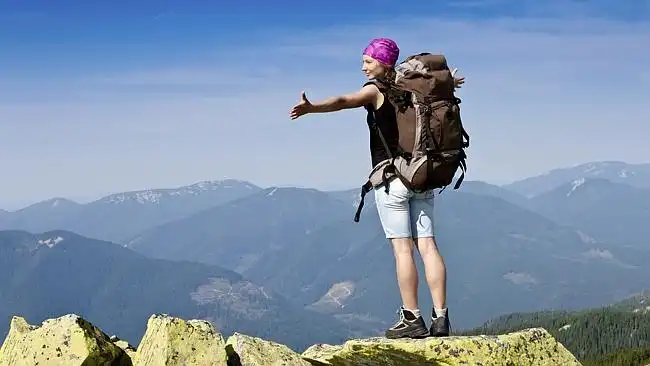 6 dấu hiệu của cô gái thích du lịch và khám phá 7 Tinh thần sẵn sàng khám phá luôn có trong những cô gái mê “phượt bụi”.