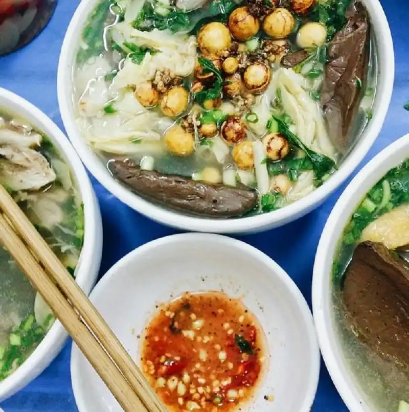 8 quán bún ngan ăn một lần là nghiện ở Hà Nội 11 wanderlusttips-bun-ngan-ha-noi-8