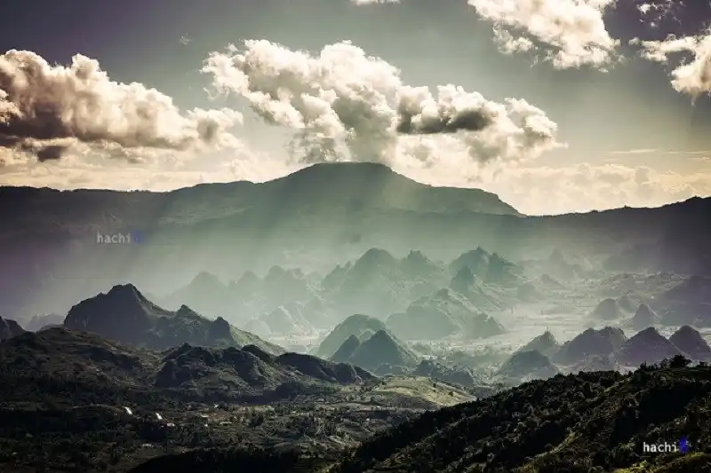 wanderlusttips-chinh-phuc-ta-lien-son-hung-vy