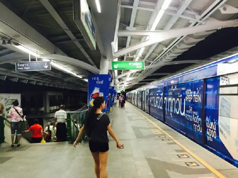 wanderlusttips-duong-sat-bangkok-2