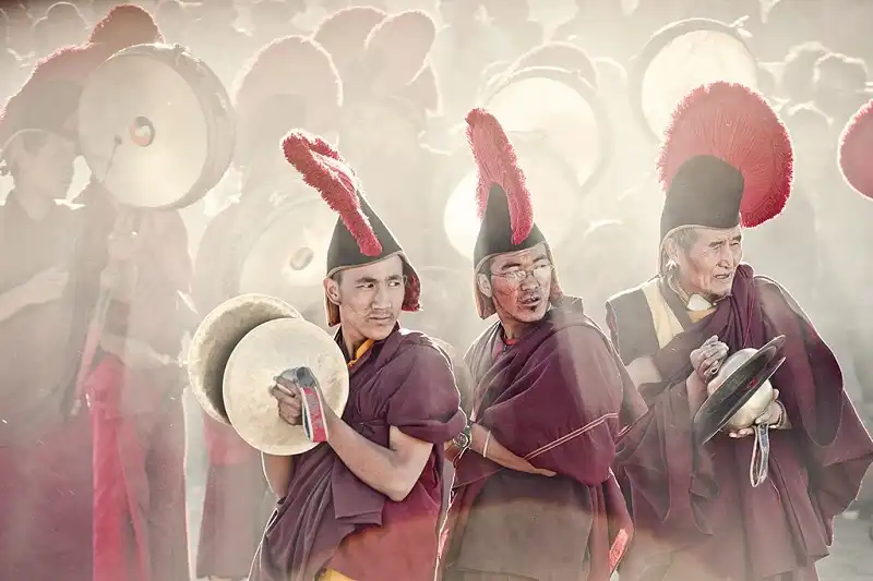 Ghé thăm vùng đất anh em lấy chung vợ ở Tây Tạng 6 wanderlusttips-ghe-tham-vung-dat-anh-em-lay-chung-vo-o-tay-tang-2