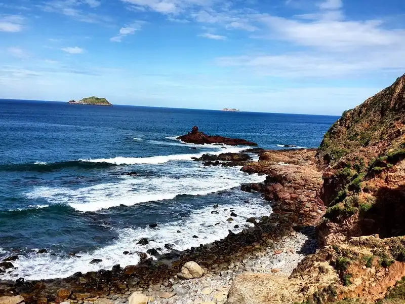 Kinh nghiệm hay khi du lịch Quy Nhơn - Bình Định 7 wanderlusttips-kinh-nghiem-du-lich-quy-nhon-binh-dinh-1