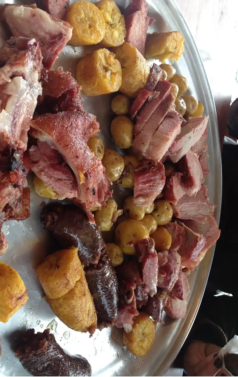 wanderlusttips-mon-ngon-colombia-2