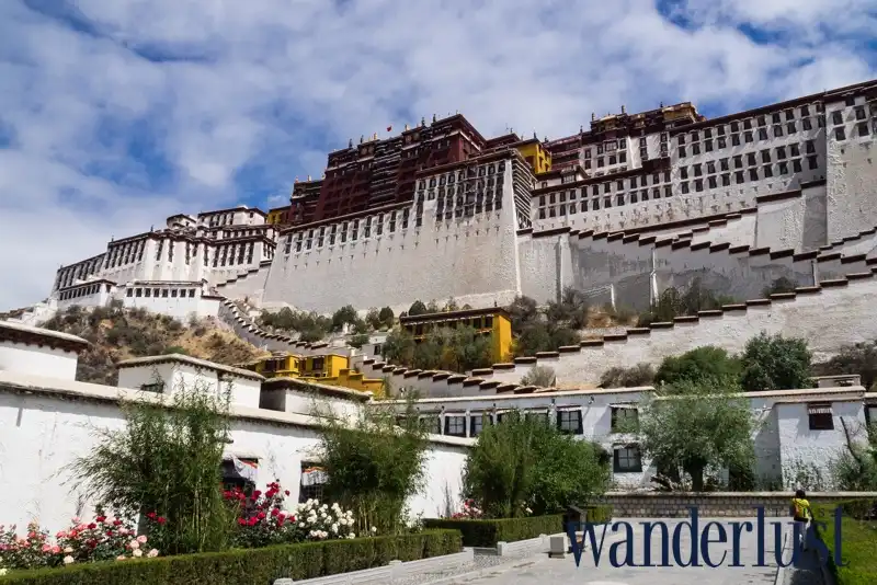 Lhasa , Tibet Autonomous Region , Tibetan Plateau , China - Tibet Potala Palace The Potala Palace in Lhasa, Tibet Autonomous Region was the chief residence of the Dalai Lama until the 14th Dalai Lama fled to India during the 1959 Tibetan uprising. It is now a museum and World Heritage Site. https://en.wikipedia.org/wiki/Potala_Palace