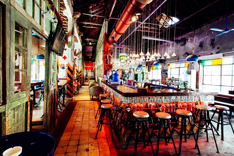 8 quán bar không thể bỏ lỡ ở phố cổ Hà Nội 5 8 bar4