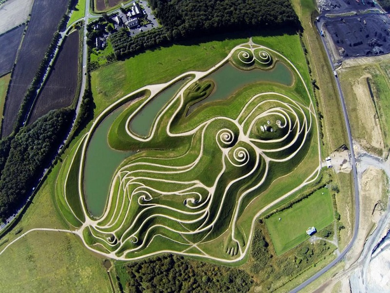 Đỏ mặt trước ngọn đồi thiếu nữ khỏa thân ở Anh 5 Northumberlandia Over and above compressed