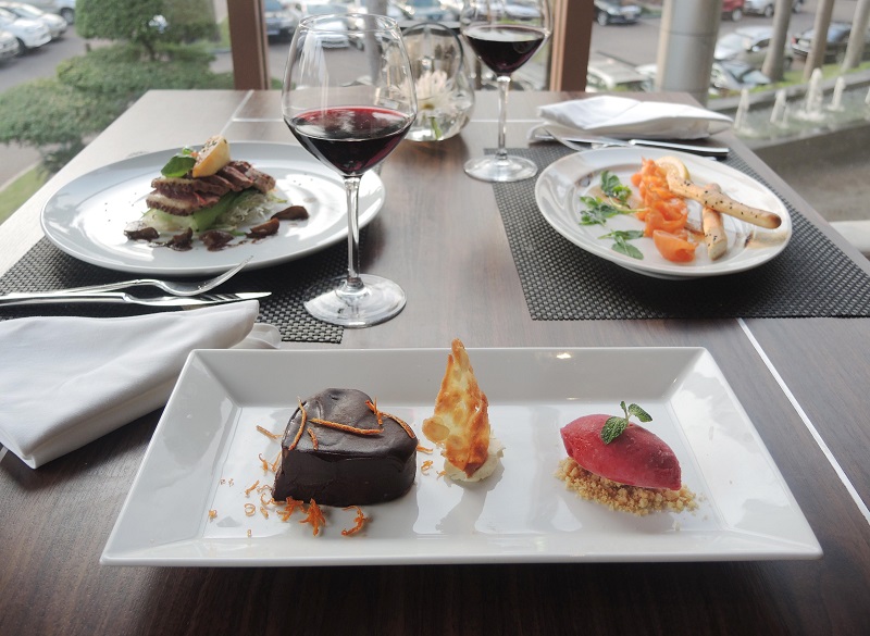 Valentine ngọt ngào tại Pullman Hà Nội