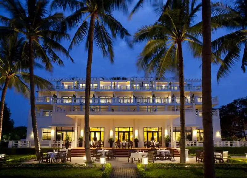 khach-san-la-residence-wanderlusttips