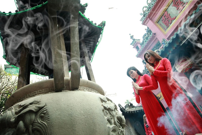 5 điều kiêng kị du khách cần nhớ khi đi lễ chùa 5 kinh nghiem di le chua wanderlusttips