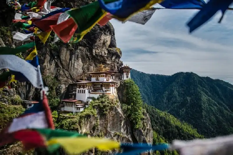 Bhutan, điểm nên đến năm 2016 5 10-ly-do-khien-ban-phai-den-bhutan-wanderlusttips