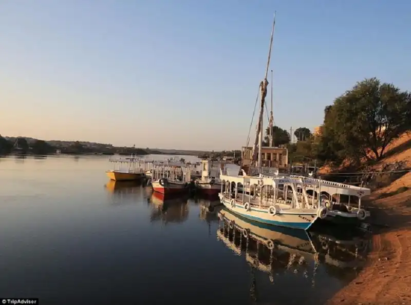 Anakato Nubian-wanderlusttips6