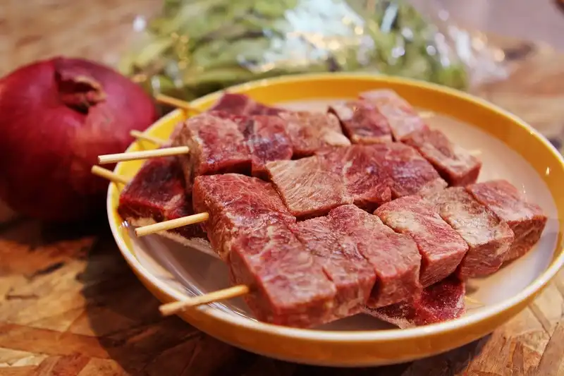 Ẩm thực tháng 3 hấp dẫn tại Hanoi Daewoo 6 Fuji-beef-wanderlusttips