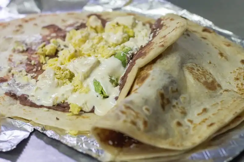 Mon via he-wanderlusttips18