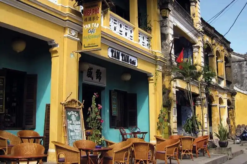 1 ngày du lịch ẩm thực ở Hội An 6 am thuc Hoi An-wanderlusttips1